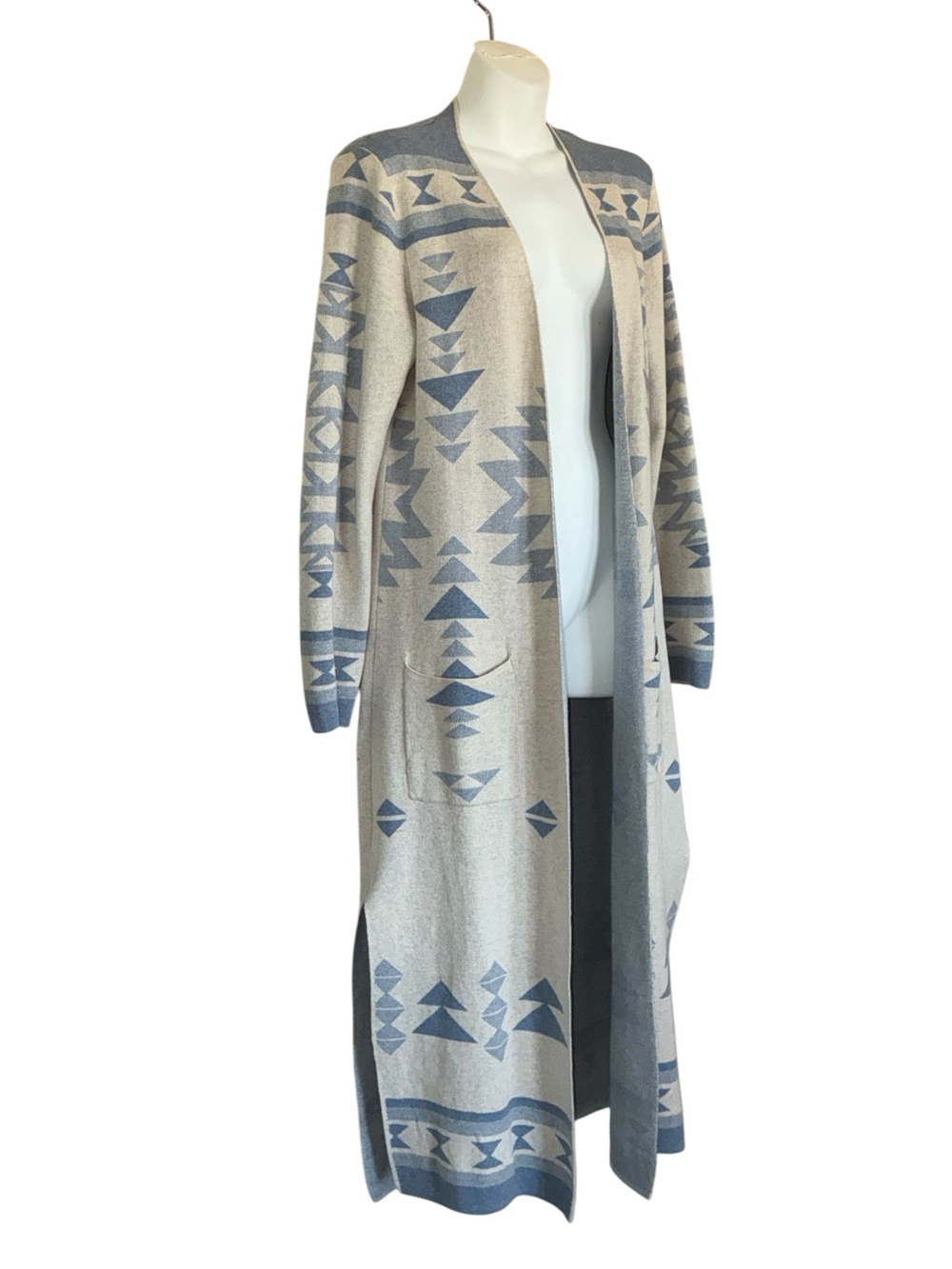 Ruby Moon Cardigan duster, Women L, Geometric Pattern Blue cream, open front euc